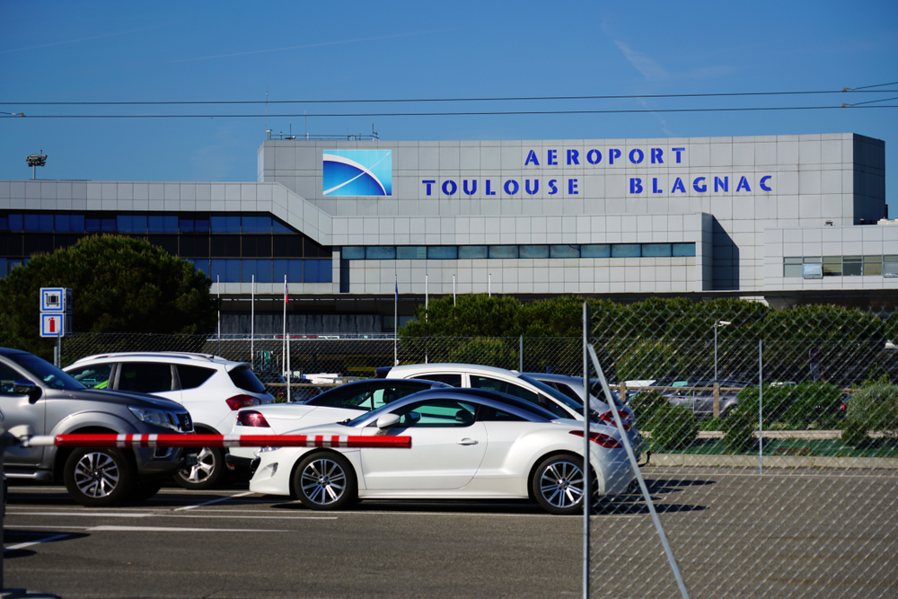 Toulouse Airport Bus how to get to and from the airport